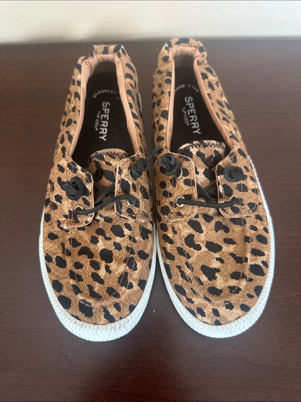 Sperry women’s Leopard Print Sneakers - Brown/Black